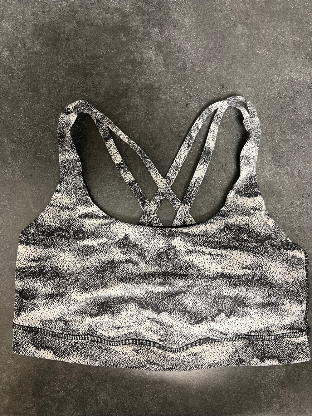 Lululemon- Strappy Wireless Sports Bra - Black & White